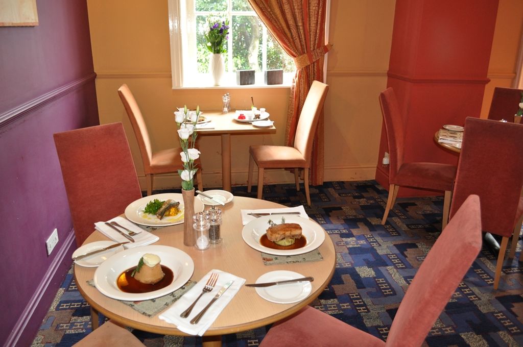 Healds Hall Hotel Cleckheaton Restaurant billede