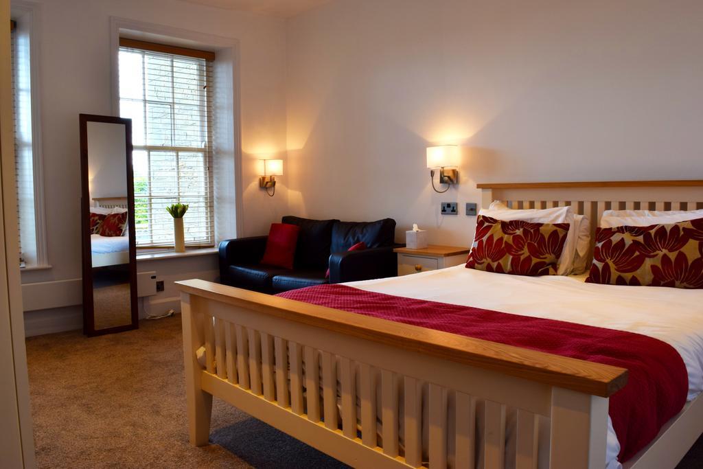 Healds Hall Hotel Cleckheaton Eksteriør billede