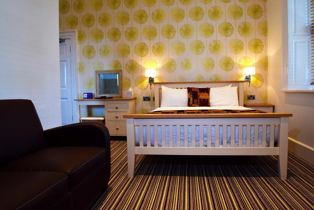 Healds Hall Hotel Cleckheaton Eksteriør billede